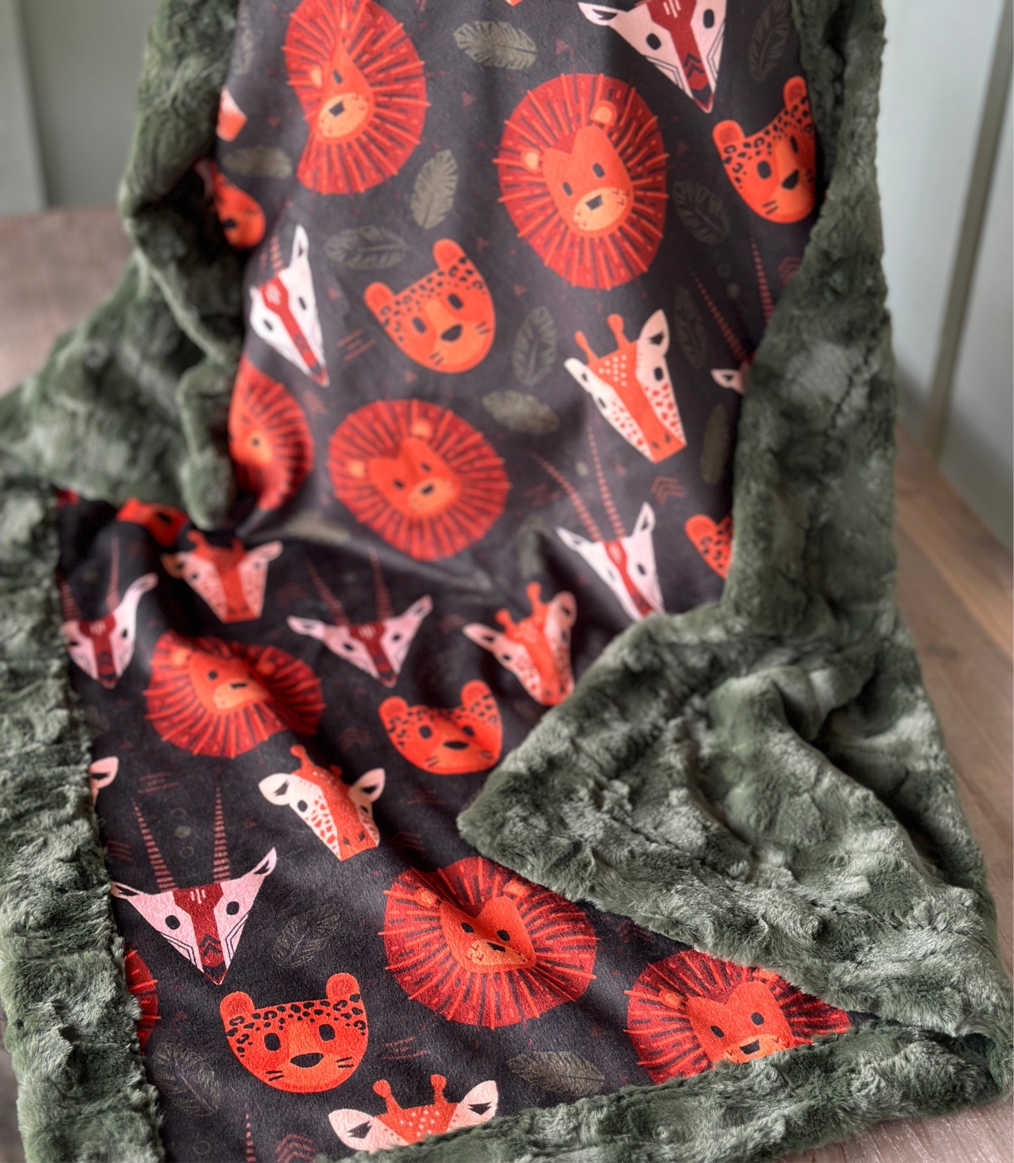 Moody Safari Creatures Luxe Minky Blanket – Chickadee Baby Company