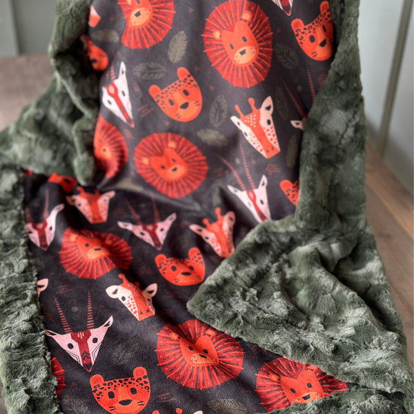 Moody Safari Creatures Luxe Minky Blanket – Chickadee Baby Company