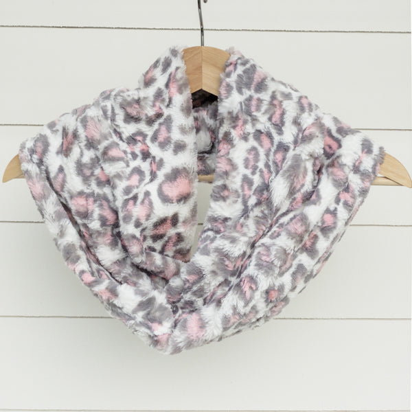 Chickadee Luxe Cuddle Infinity Scarf in Leopard Blush Minky