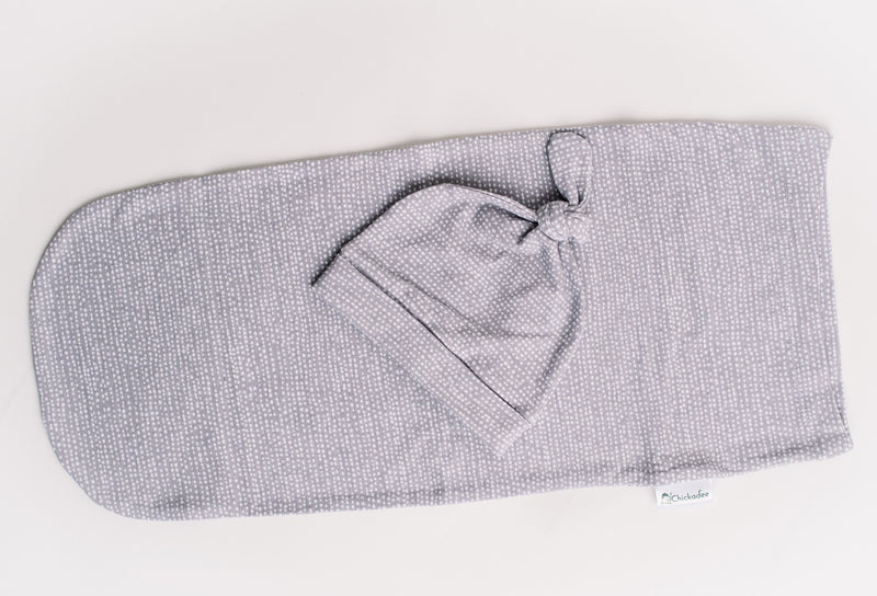 Swaddle Pod in Gray Moonscape