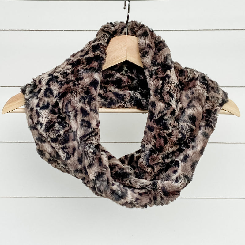 Chickadee Luxe Cuddle Infinity Scarf in Taupe Bobcat Minky